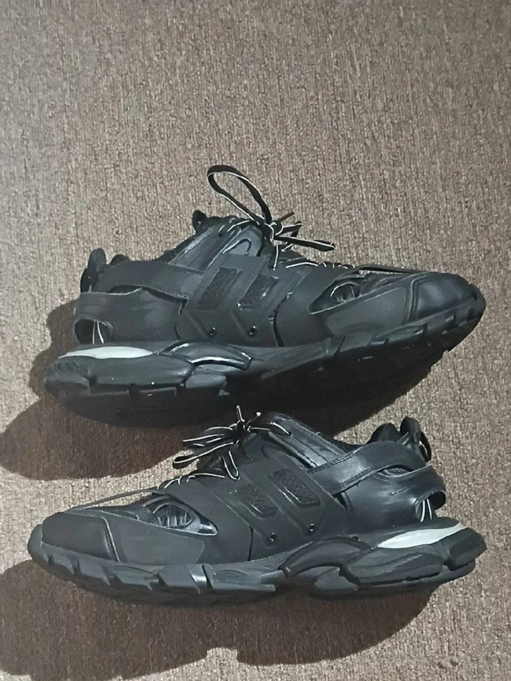 Balenciaga Men's Black Chunky Track Sneakers